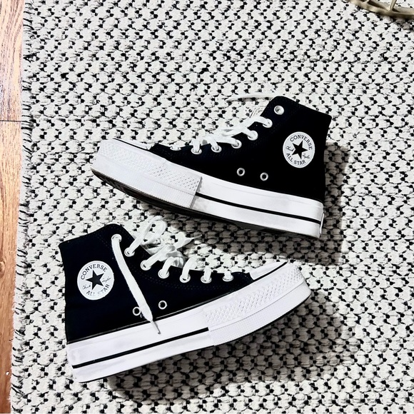 Converse Shoes - Converse Women's Chuck Taylor All Star Lift Platform size 6